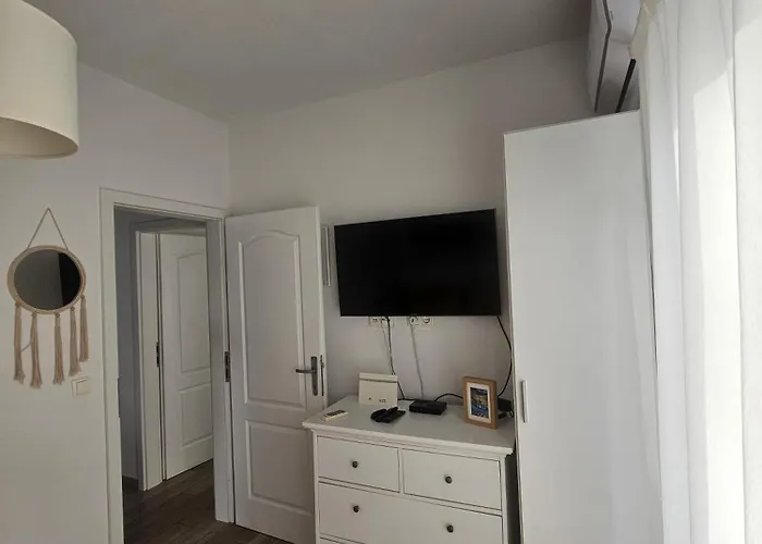 Tina Apartman *