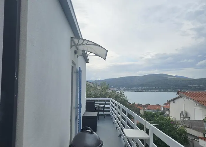 Tina Apartman *