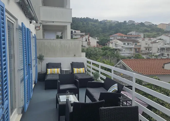 Апартаменты Tina Трогир